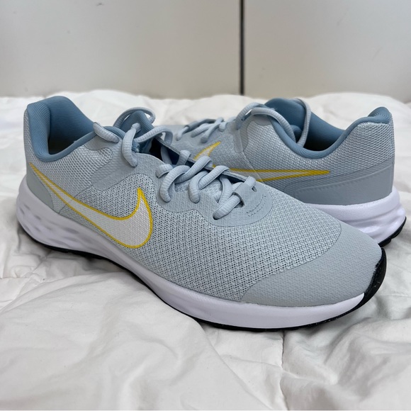 Nike Other - Nike Girls Revolution 6 NN (GS) in Blue, Size 7Y